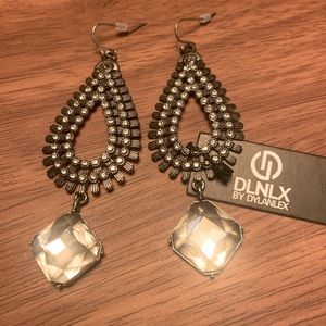 DYLAN LEX Classic Earrings NWT Retired Style!